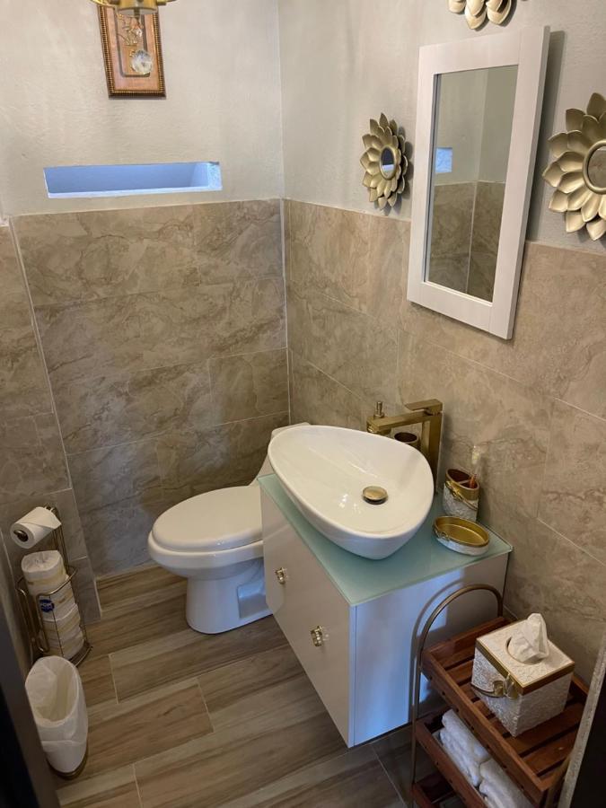 The Balconies Studio, The Marilyn Suite & The Crystal Apartment At Casa Of Essence In Old San Juan Bagian luar foto